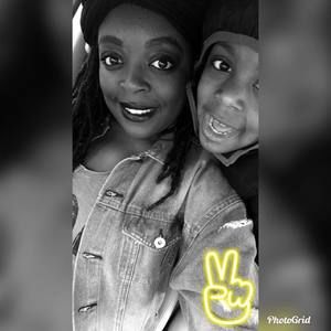 Meet your Posher, Mia